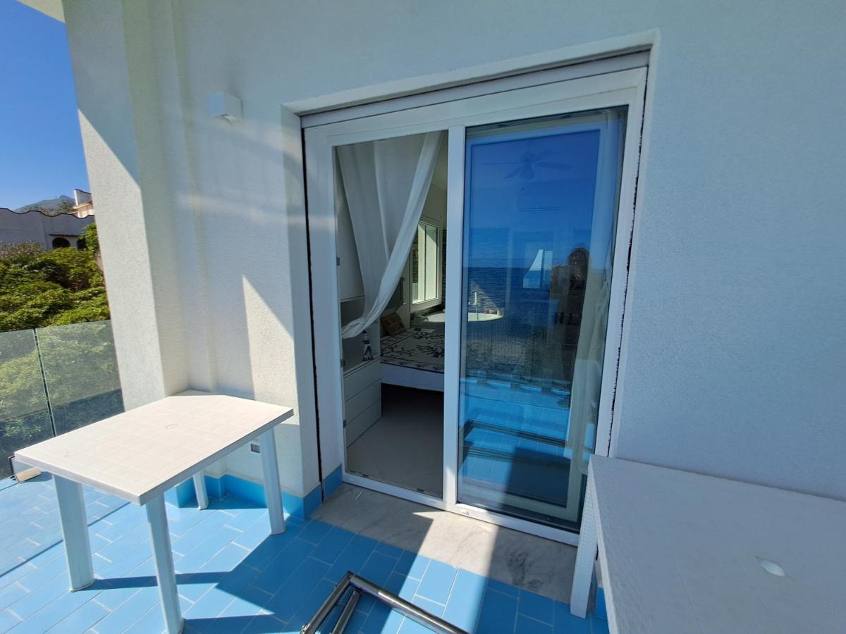 Blue Life, Sea-Luxury Rooms On The Beach Between Palermo And Cefalu' Casteldaccia Exterior photo