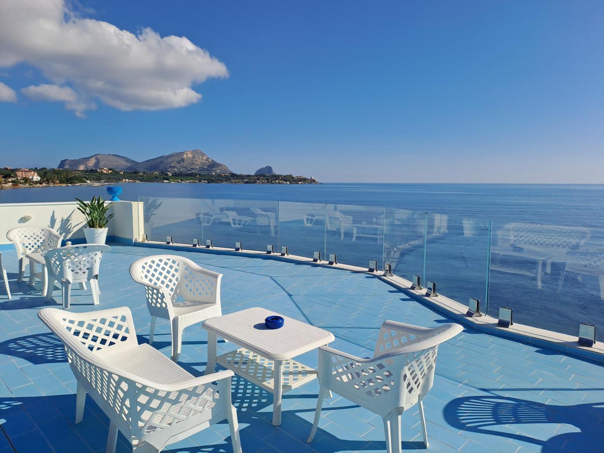 Blue Life, Sea-Luxury Rooms On The Beach Between Palermo And Cefalu' Casteldaccia Exterior photo